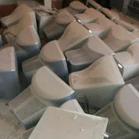 فروش فوری تعداد کیس و مانیتور سوخته ارکارافتاده