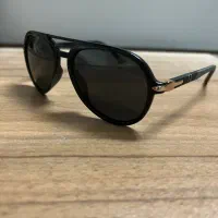 عینک آفتابی طرح ریبون