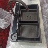 گاز صفحه ای، هود لمسی و سینک پیانویی