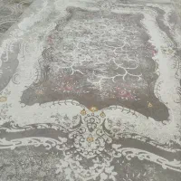 فرش نه متری خوش رنگ‌