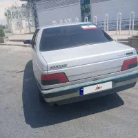 پژو 405