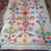 پرده گل دوزی قدیمی