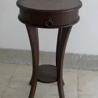 میز گرد کشودار