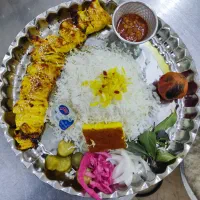 نیازمند پیک موتوری و نیروی ساده