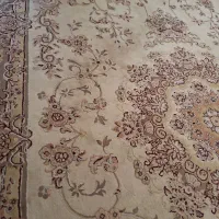 یک عدد قالی ۶ متری بفروش می رسد