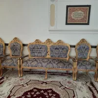 مبل سلطنتی ۹ نفره به همراه میز و گل میز توافقی