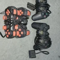 دسته پلی استیشن و بازی