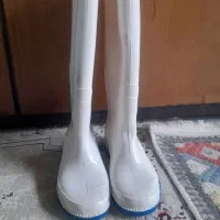 چکمه سایز ۴۰