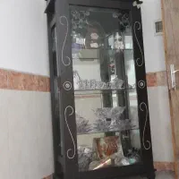 ویترین تمیز وسالم