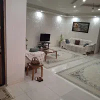 رهن آپارتمان ۱۳۷ متری یکسال ساخت در معلم