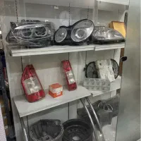 فروش انواع لوازم یدکی بنز و بی ام و