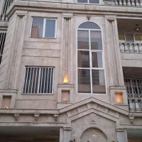آپارتمان ۱۰۰ متری خوش‌نقشه در نیلوفر دو خوابه