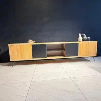 میز تی وی طرح لوکانو ویترین دار ۴ درب