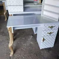 مدل برای کاشت ناخن