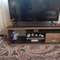 میز تلویزیون سالم بدون خط و خش