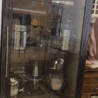 ویترین لوازم برقی