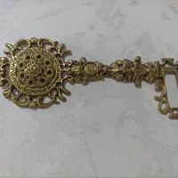 جاکلیدی و پرستو برنز