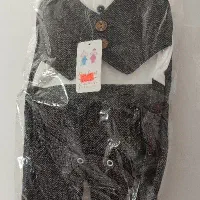 لباس بچگانه سایز 2 آکبند هست اصلا باز نشده