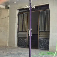 چوب لباسی ایستاده در حد نو