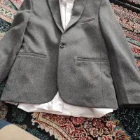 کت جلقه وپیراهن شلوار نداره