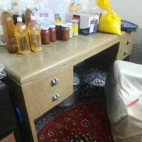 میز تحریر و اداری