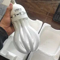 لامپ ۱۰۵ وات کم مصرف