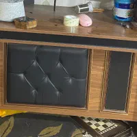 میز بزرگ ام دی اف چرمدار