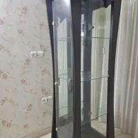 ویترین چوبی سالم