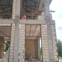 کارگر بنایی ساختمان
