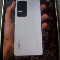 poco f4 در حد نو