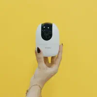 دوربین مداربسته سیمکارتی چرخان/کنترل از راه دور