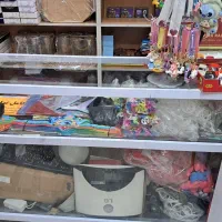 ویترین و پیش خوان مغازه
