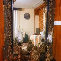 اینه سلطنتی چوبی