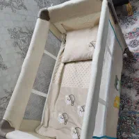 تخت پارک یاتخت کنار مادر با پشه بند سفری