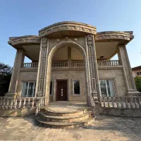۹۰۰ متر عمارت ناصرالدین شاهی در دل شهر سرخرود