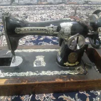 چرخ خیاطی قدیمی نیاز به تعمیر