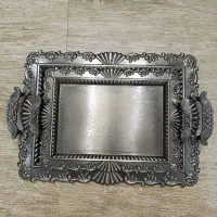 دو عدد سینی استیل در دو سایز بزرگ و کوچک
