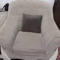 مبل هفت نفره وجلو مبلی