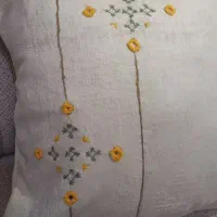 کوسن سوزن دوزی و آینه دوزی شده