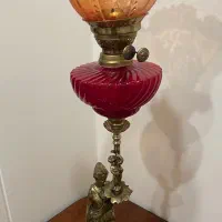 چراغ فیتله ای با قدمت ۳۵ ساله با قیمت استثنایی