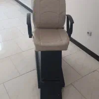 صندلی آرایشگاهی