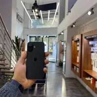 ایفون ۱۶نرمال با اقساط تک فقره چک و کارمز۳.۹درصد