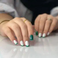 ترمیم و کاشت ناخن اقتصادی و تمیز