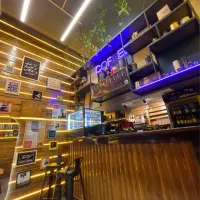 استخدام باریستا خانم شیفت عصر پاره وقت