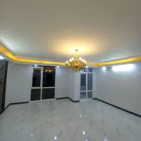 آپارتمان ۸۳ متری /  ۷ سال ساخت / نادر شهر