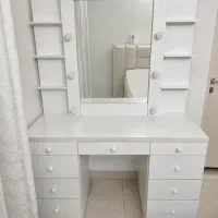 میز آرایش