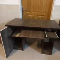 میز کامپیوتر