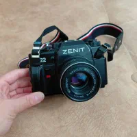 دوربین همراه پایه