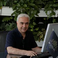 آماده همکاری / مدیریت املاک ( با ۲۵ سال سابقه )