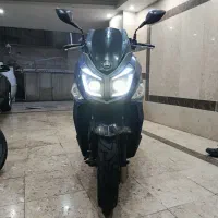 j 200